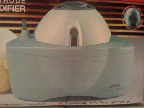 SALTON HUMIDIFIER